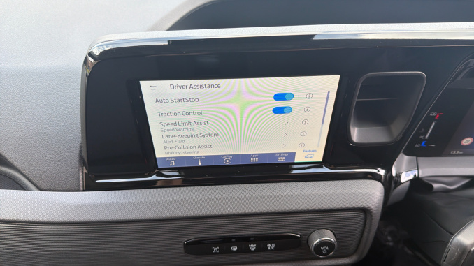 Ford Transit Courier Diesel 1.5 EcoBlue Trend Van - Image 37